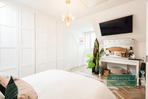 Photo 5- click for photo gallery